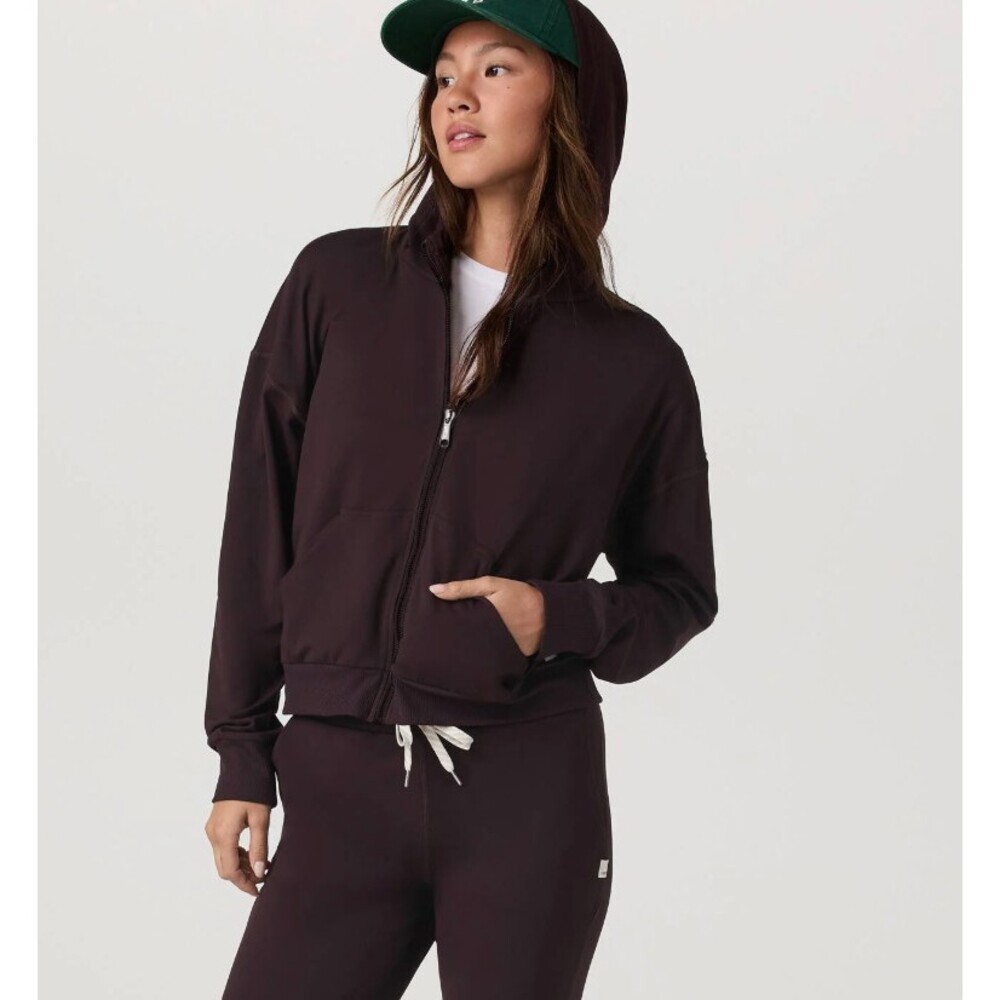 Vuori Halo Modern Zip-Up Hoodie Jacket in Raisin Women's Size XL